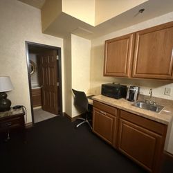 Shoreline Inn & Conference Center, Ascend Hotel Collection