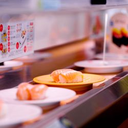 Shumi Revolving Sushi