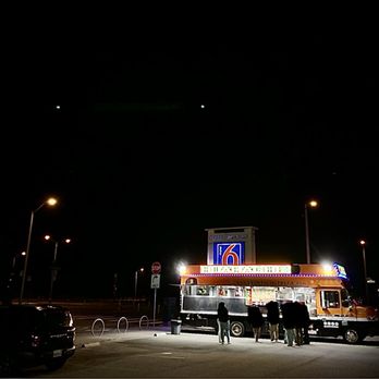 Leo's Tacos - Alas, a beacon in the dark of night - food ahoy! - Tacos Near Me - San Francisco, California Leo's Tacos - Alas, a beacon in the dark of night - food ahoy! - Tacos Near Me - San Francisco, California
