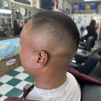 Broadway Barber Shop - That shadow - Barbers Near Me - Millbrae, California