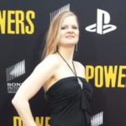 Classic, Hollywood waves for the red carpet! Classic, Hollywood waves for the red carpet!
