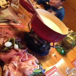 Le Tyrol - Fondue savoyarde avec charcuterie