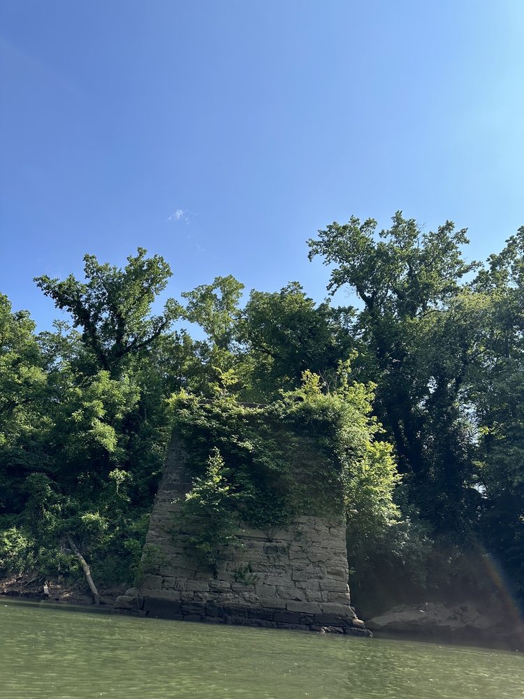 RIVER RATZ TUBING & KAYAKING Updated July 2024 105 E Callahan St