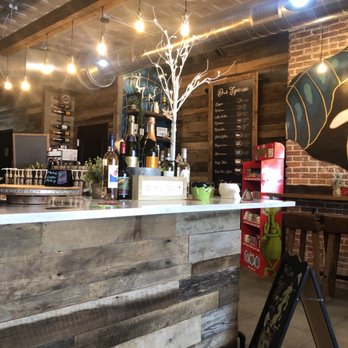 Foxtail Coffee - Wine - Coffee & Tea Near Me - Mount Dora, Florida