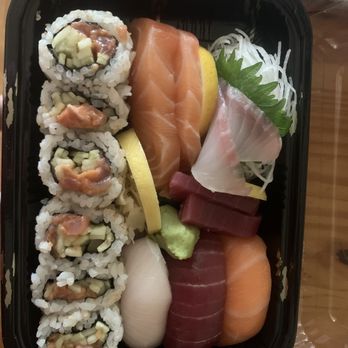 Sakura Restaurant - S7. Sushi and Sashimi Combination lunch - Japanese Near Me - Providence, Rhode Island