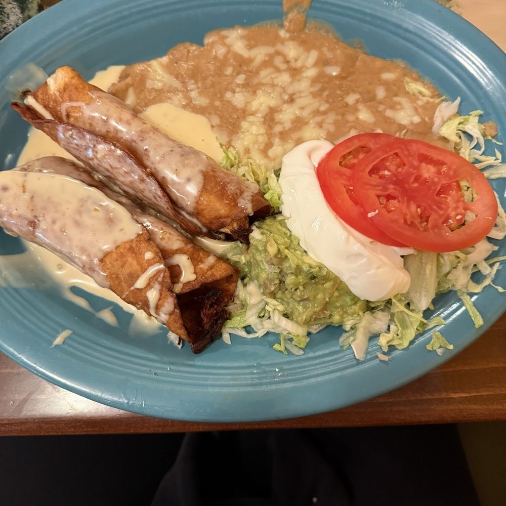 El Torito Mexican Grill - Chicken chimichanga - Mexican Near Me - Paducah, Kentucky El Torito Mexican Grill - Chicken chimichanga - Mexican Near Me - Paducah, Kentucky
