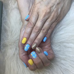Nail Art & Design