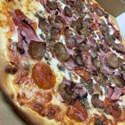 Our Roman's Special Pizza (meat lovers)
