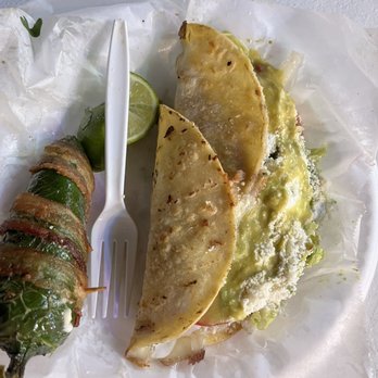 Taqueria 7 Estrellas - Secret menu quesadillas - Food Stands Near Me - Austin, Texas Taqueria 7 Estrellas - Secret menu quesadillas - Food Stands Near Me - Austin, Texas