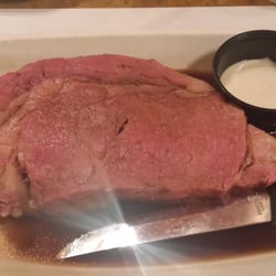 Elias Inn Supper Club - Prime rib baby! I get da GRINDZ! :)