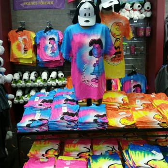 Snoopy Headquarters - Toy Stores Near Me - Buena Park, California