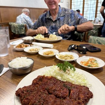 Willow Tree Korean Restaurant - Korean Near Me - Kailua, Hawaii Willow Tree Korean Restaurant - Korean Near Me - Kailua, Hawaii