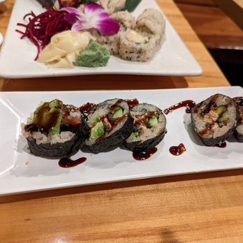 Miyamoto Sushi - Unagi roll - Sushi Bars Near Me - Portland, Oregon Miyamoto Sushi - Unagi roll - Sushi Bars Near Me - Portland, Oregon