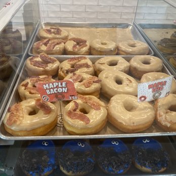 Drizzle Donut Co - Donuts Near Me - Queen Creek, Arizona