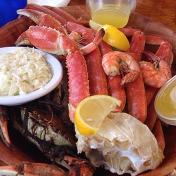 The Crab Shack - Combination platter with blue crabs, snow crabs, clams and shrimp - Seafood Near Me - Salter Path, North Carolina