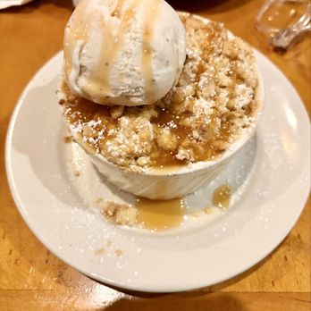 Rustik Tavern - Peach Cobbler - American Near Me - Brooklyn, New York