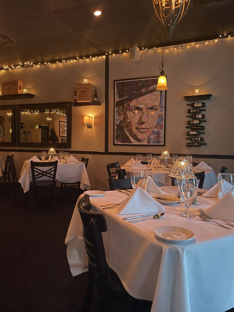 Paul Manno's Cafe