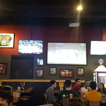Buffalo Wild Wings - Sports Bars Near Me - Rolla, Missouri