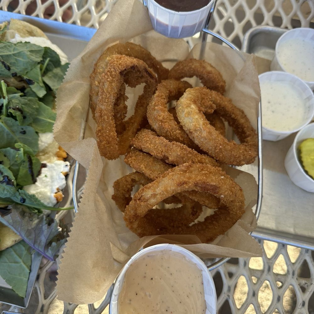 Mammoth Brewing - Onion rings - Breweries Near Me - Mammoth Lakes, California