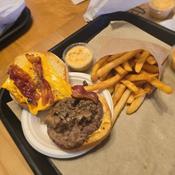 Bop N Grill - Burgers Near Me - Chicago, Illinois