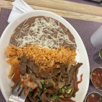 Serrano's Mexican Restaurant - Steak fajitas platter - Mexican Near Me - Las Vegas, Nevada