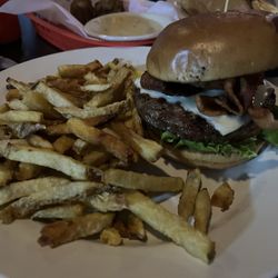 Bacon cheeseburger