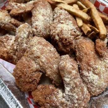 LoRell's Chicken Shack - Munchies 10 piece basket - Chicken Wings Near Me - Portland, Oregon LoRell's Chicken Shack - Munchies 10 piece basket - Chicken Wings Near Me - Portland, Oregon