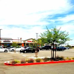 Sycamore Hills Plaza