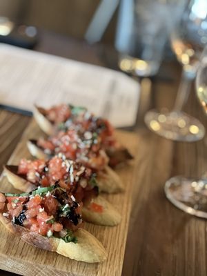 Nosh Restaurant and Wine Lounge by null