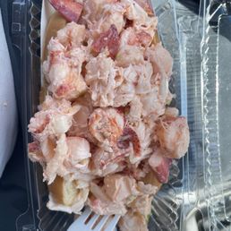 Lots of chopped imitation crab in these rolls . I won't be back Lots of chopped imitation crab in these rolls . I won't be back