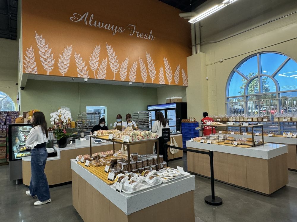 LITTLE SWAN BAKERY CAFE Updated September 2024 8160 Day Creek Blvd