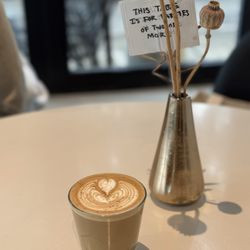 Santo Coffee - Latte