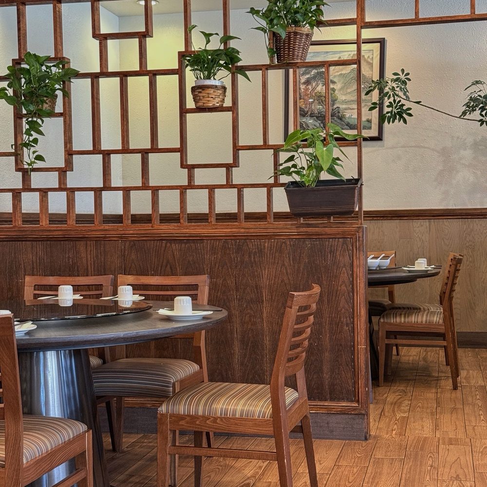Ji Rong Peking Duck - Inside - Chinese Near Me - Rosemead, California