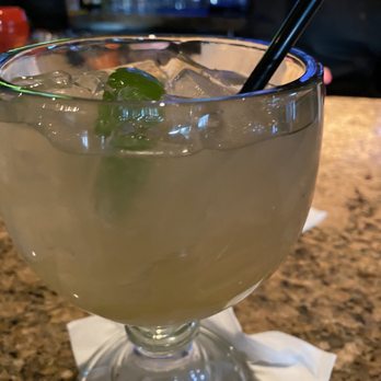 Cheddar's Scratch Kitchen - House margarita- delicious! - American Near Me - Aurora, Colorado