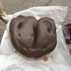 La Flor de Viena - We loved this version of the butterfly cookie. I'm not sure what it's called in Spanish but it had a fluffy texture and was delicious!