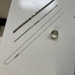 Van's Jewelers - Before