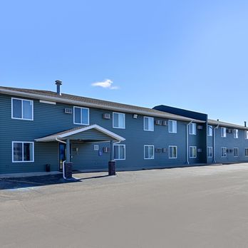 Americas Best Value Inn Staples - Side Exterior - Hotels Near Me - Staples, Minnesota Americas Best Value Inn Staples - Side Exterior - Hotels Near Me - Staples, Minnesota