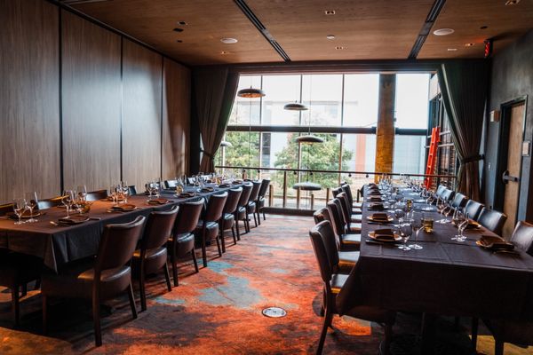 Oak Steakhouse by null