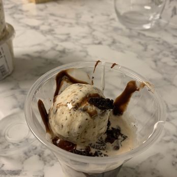 Baskin-Robbins - Oreo Layered Sundae - Ice Cream & Frozen Yogurt Near Me - Tacoma, Washington