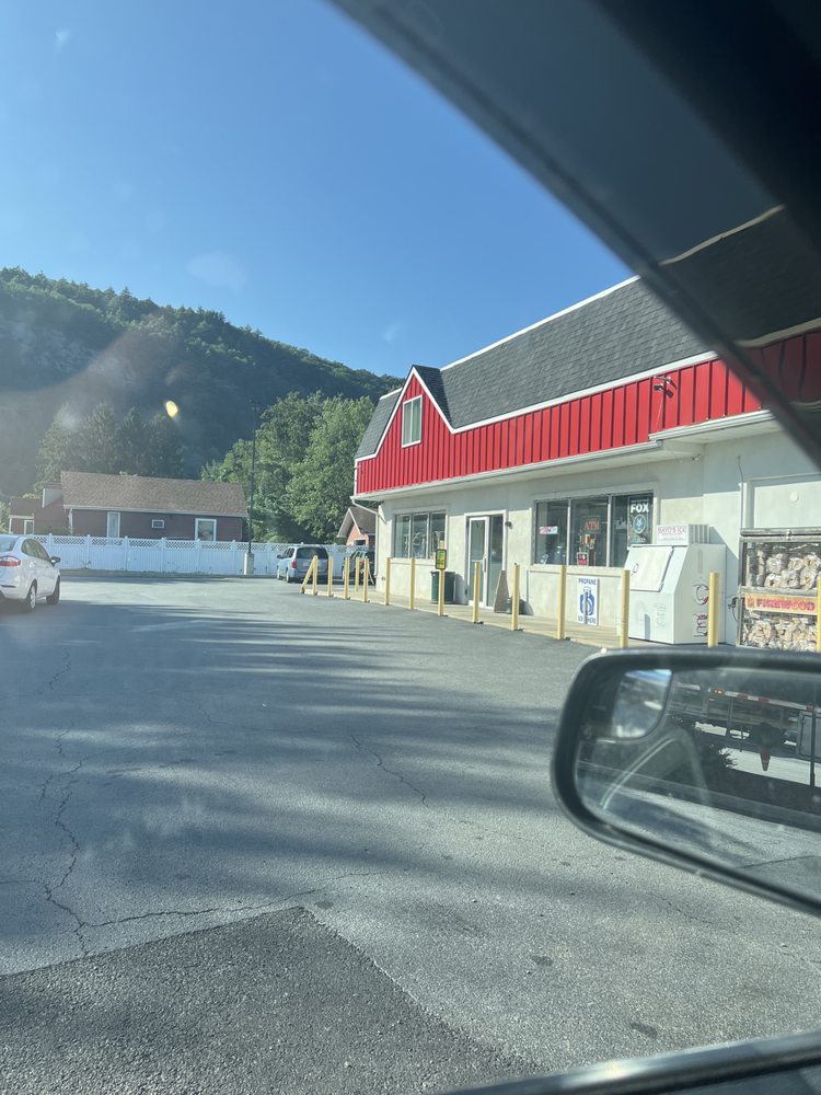 GO 24 GAS STATION 10 Stella St, Matamoras, Pennsylvania Gas