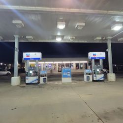 Chevron Food Mart - Store