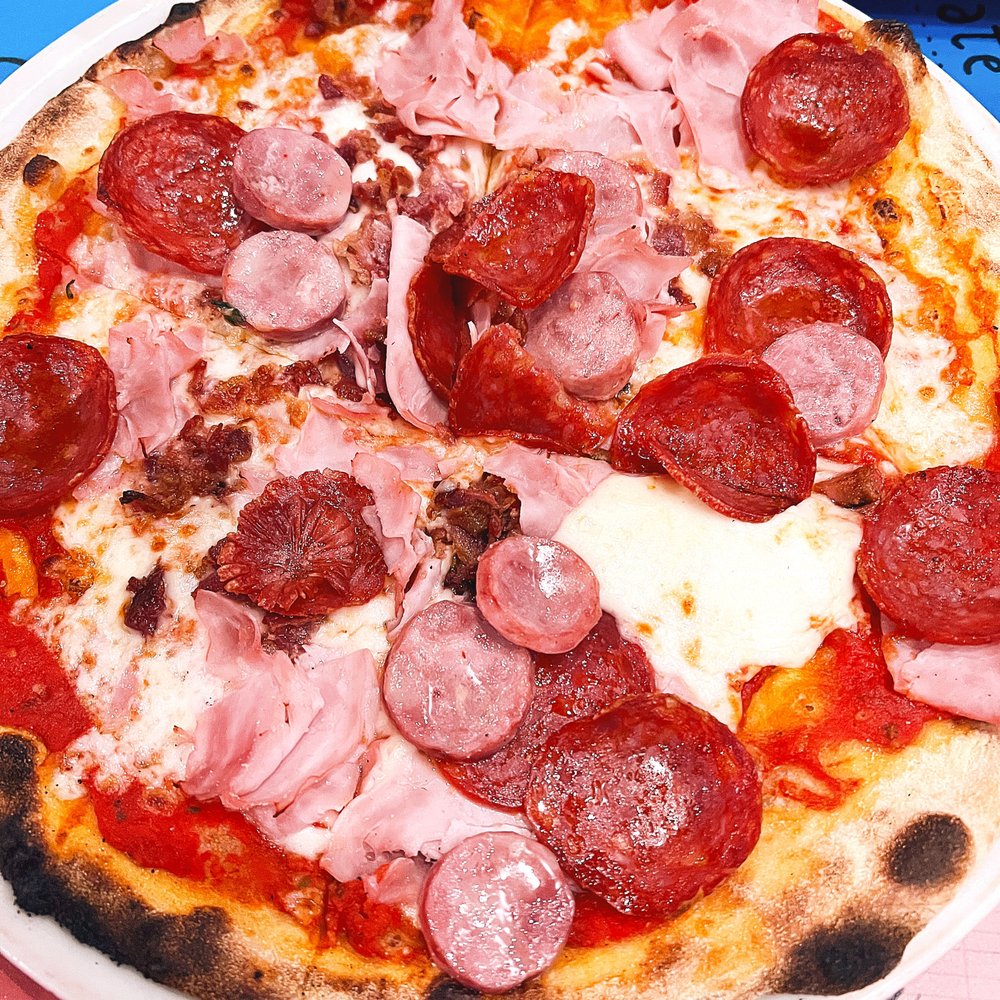 Piola - Meat lovers pizza - Pizza Near Me - Doral, Florida Piola - Meat lovers pizza - Pizza Near Me - Doral, Florida