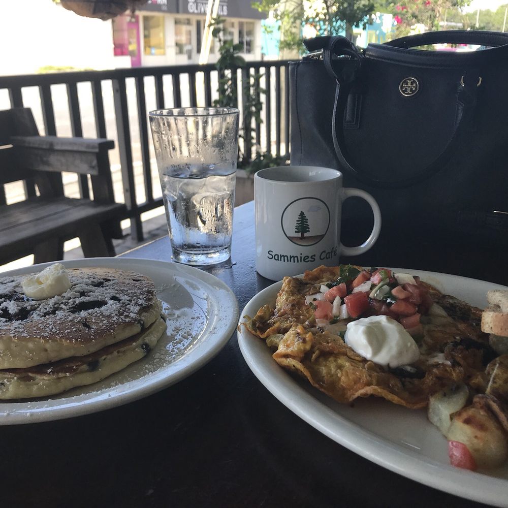 Pinky's - Coffee & Tea Near Me - Tampa, Florida