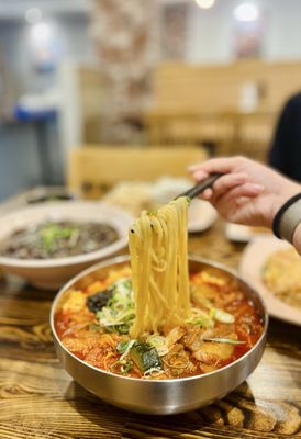 Jjamppong zizon ( 짬뽕 지존 LA ) by null