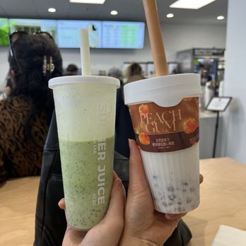 Shu Shia - Signature Avocado Smoothie with Chia Seed + Peach Rice Gum Delight - Bubble Tea Near Me - Cupertino, California Shu Shia - Signature Avocado Smoothie with Chia Seed + Peach Rice Gum Delight - Bubble Tea Near Me - Cupertino, California
