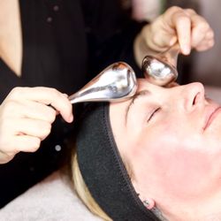 Jillian Wright Facials - CryoTherapy Massage