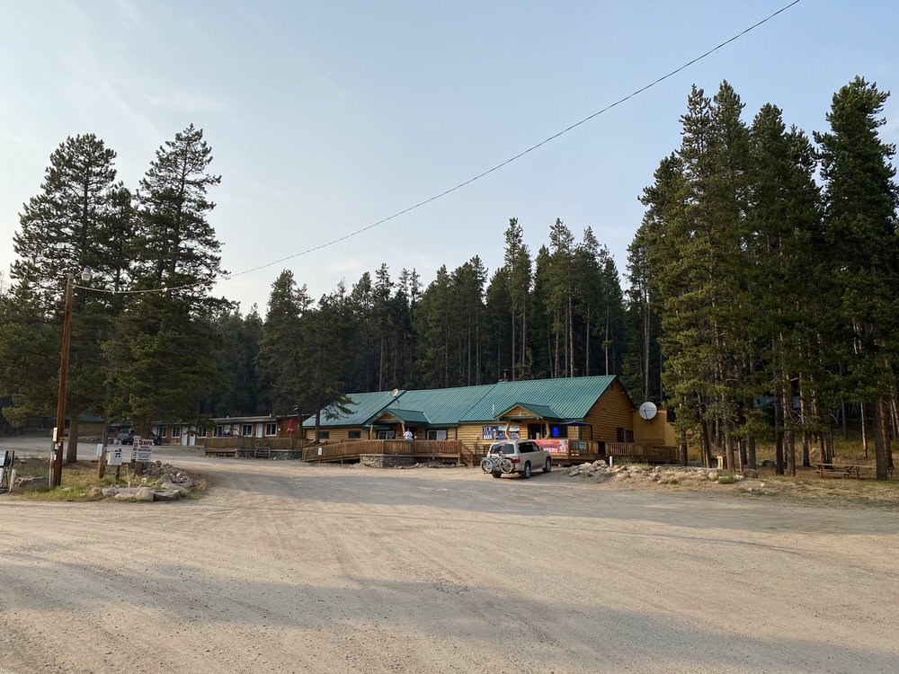 ARROWHEAD LODGE Updated August 2024 10 Reviews 6002 US 14, Dayton