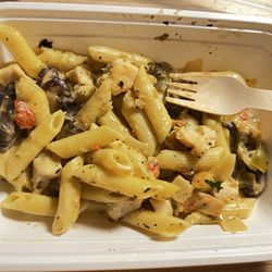 The Old Spaghetti Factory - Penne with Chicken (taken after couple bites already)