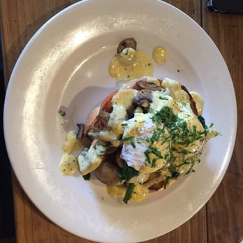 Manuka Restaurant - Vege eggs bene - Pizza Near Me - Auckland, AUK Manuka Restaurant - Vege eggs bene - Pizza Near Me - Auckland, AUK