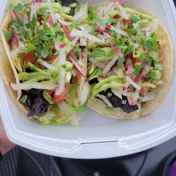 El Fat Cat Grill - Burgers Near Me - Kennewick, Washington